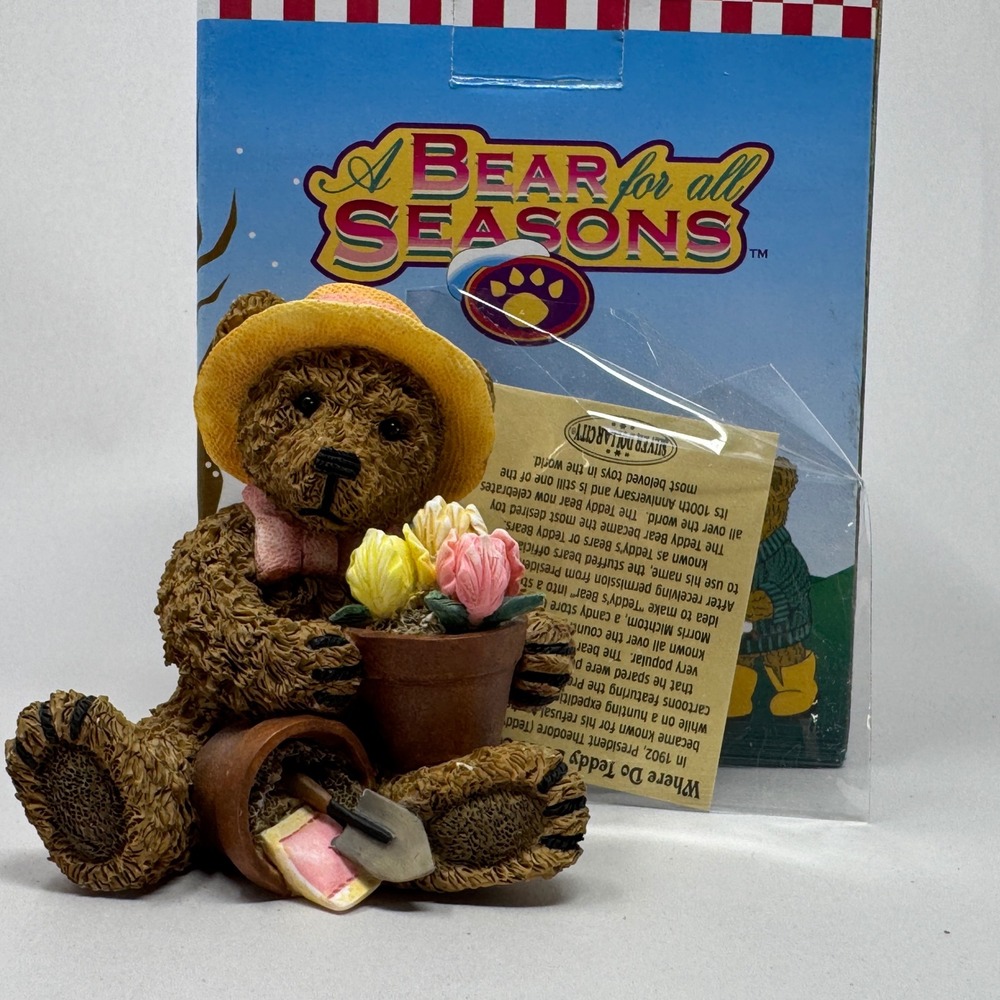 Silver Dollar City Bear for All Seasons May Gardening Spring Figurine w/ Box